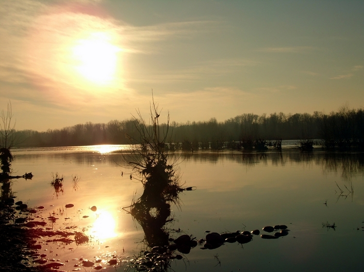 Tramonto invernale sul Ticino